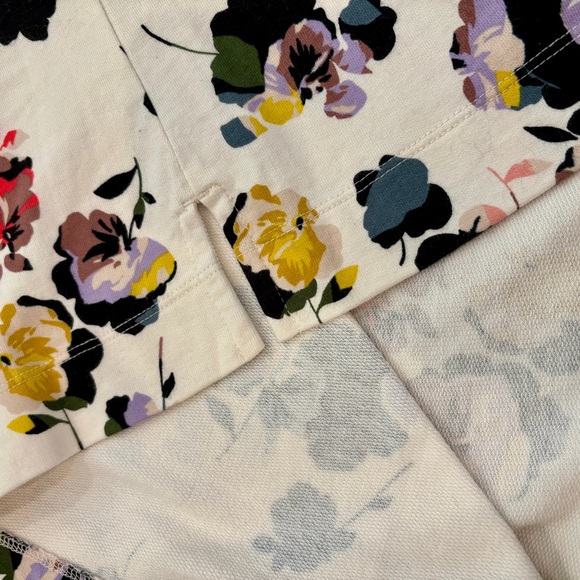 Ann Taylor Multicolor Floral Long Sleeve Pullover Top Size Medium - Picture 4 of 6